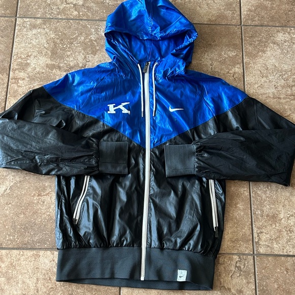 Nike Other - Nike Kentucky Windbreaker
